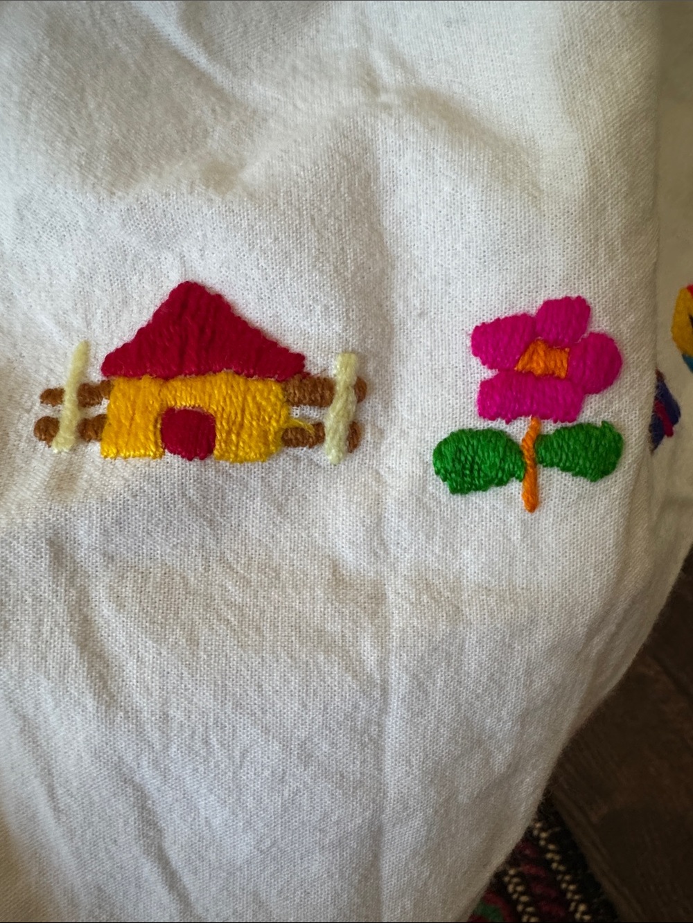 Vintage White Midi Dress with Colorful Floral Embroidery - Picture 5 of 8